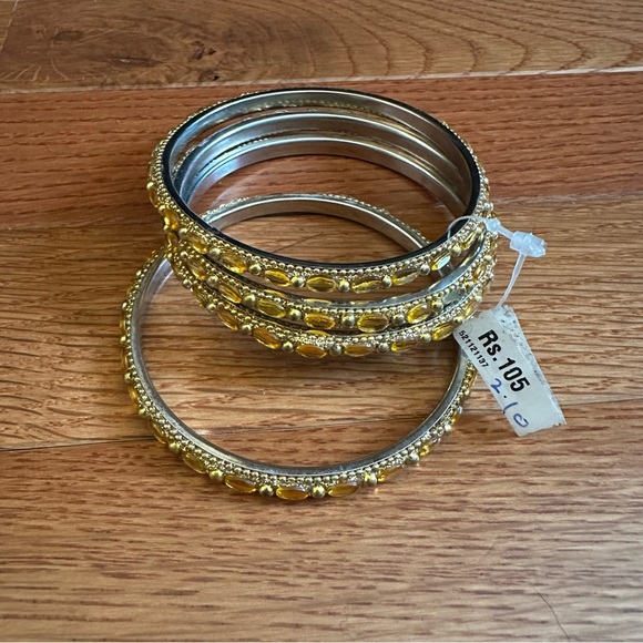 NWT Indian Kundan bracelets size 2.10 sets of 4. - Picture 5 of 11